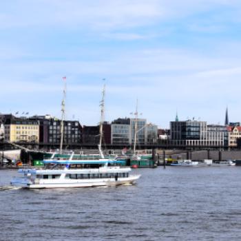 Im Anschluss an die Radtour fehlt zum krönenden Abschluss noch der Besuch im Restaurant „am kai“ ganz in der Nähe des Dockland - (c) Gabi Vögele