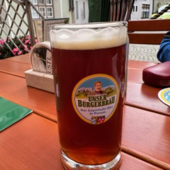 Bad Reichenhall: Jenseits von Thermalbad und Saline lockt am Fuße der „Schlafenden Hexe“ eine wildromantische Bergwelt zum Radeln und Mountainbiken - (c) Armin Herb