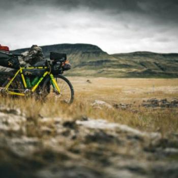 Radreise-Planung in 2026: Strecken realistisch planen - (c) unsplash.com/Marek Piwnicki