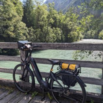 Bezaubernder Lechradweg - Entlang des rund 230 Kilometer langen Lechradwegs entfaltet sich einer der letzten Wildflüsse Europas in seiner vollen Pracht - (c) Carola Faber