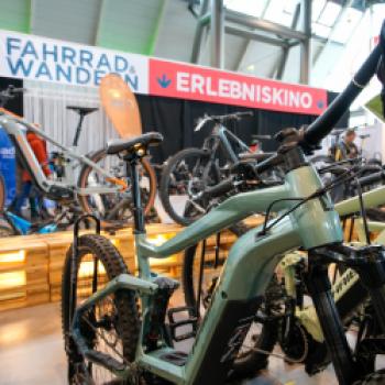 Von Wandertouren bis Radabenteuer: Die Fahrrad & WanderReisen in Halle 9 macht Lust auf Naturerlebnisse - (c) Landesmesse Stuttgart GmbH & Co. KG