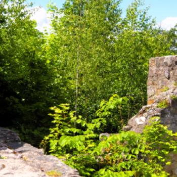 Von der Burg Bramberg kann man wunderbar die Weite der Haßberge genießen - (c) Jörg Bornmann