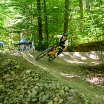 Der neue Würmflow-Trail macht sowohl fortgeschrittenen Fahrern... - (c) Christine Kroll