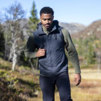 Die Holo-Vest vom norwegischen Outdoor-Spezialisten Bergans - (c) Bergans