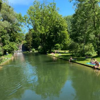 Mit der Rikscha durch Münchens grüne Lunge, der Englische Garten gehört zu den berühmtesten Orten der Stadt - (c) Gabi Dräger