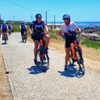 Auf dem Holzweg nach Santiago de Compostela - Radpilgern- der neue Trend auf dem Jakobsweg - (c) Lutz Baeucker
