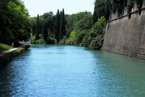 Von Peschiera del Garda nach Valeggio sul Mincio, ein gemütlicher Radausflug mit den E-Bikes von Raleigh am südlichen Gardasee - (c) Jörg Bornmann