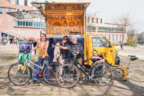 Der Van, der kostenlos Fahrräder repariert, ‚Selle Royal support Cyclists on the Road‘ geht in ihr sechstes Jahr - (c) Selle Royal